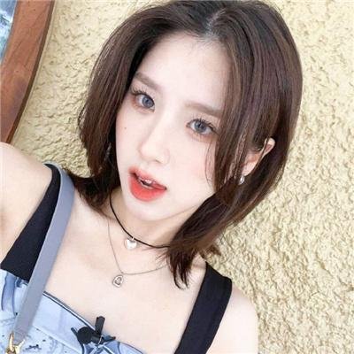 春花娇美可人儿